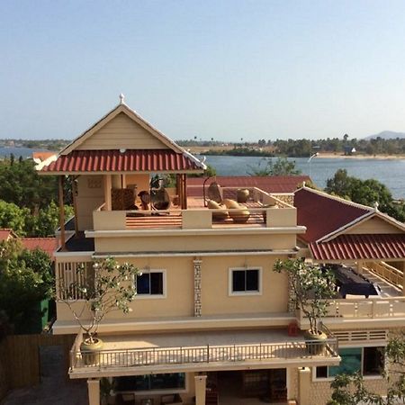 Kool Kampot Hotel Bagian luar foto