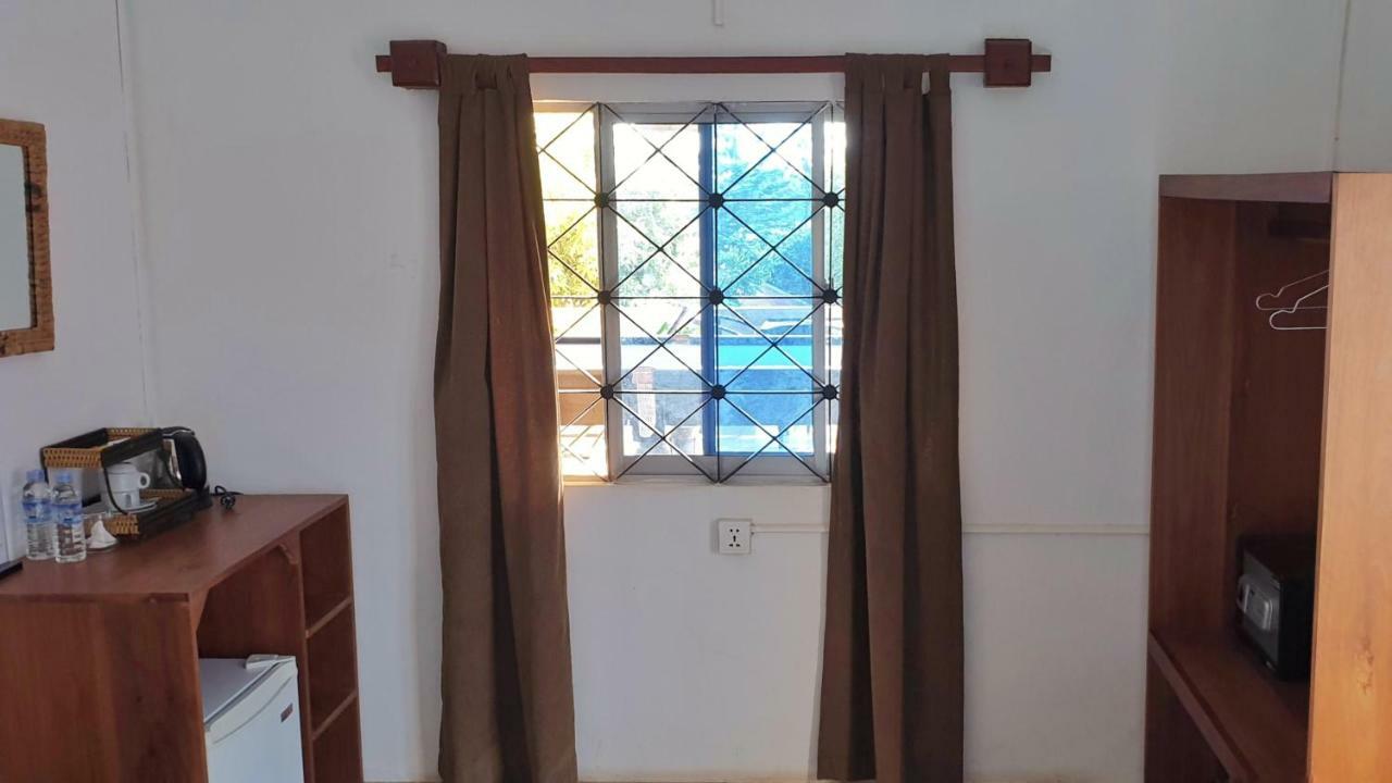 Kool Kampot Hotel Ruang foto