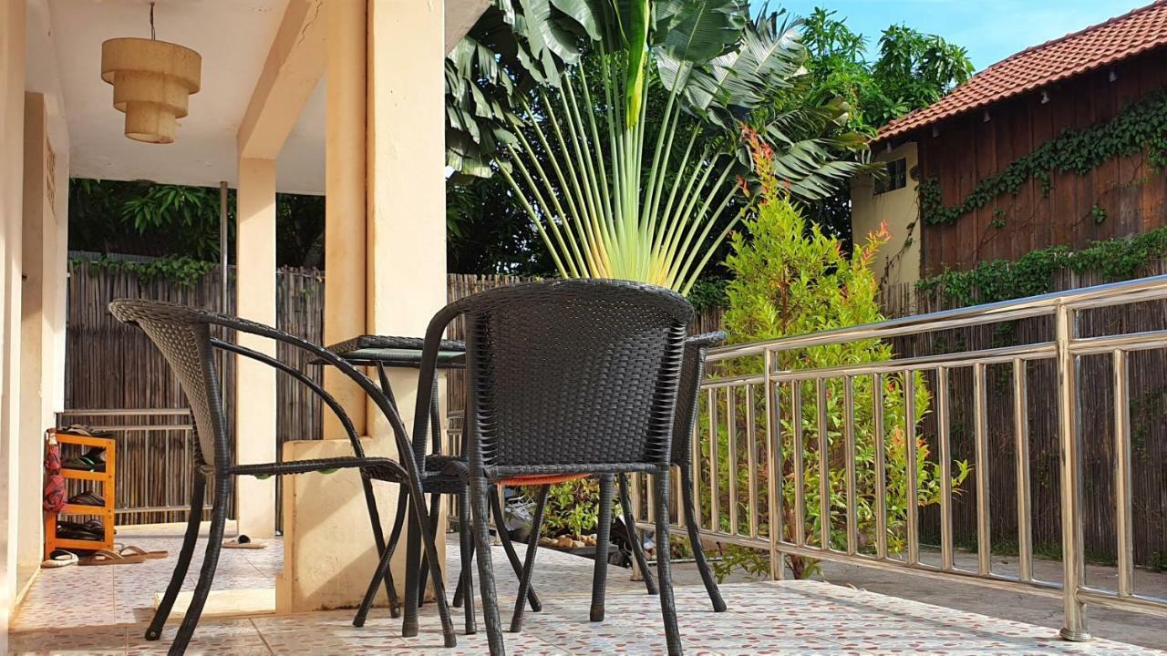 Kool Kampot Hotel Bagian luar foto