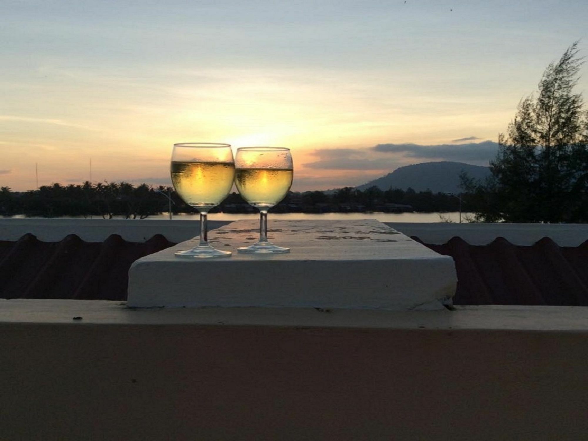 Kool Kampot Hotel Bagian luar foto